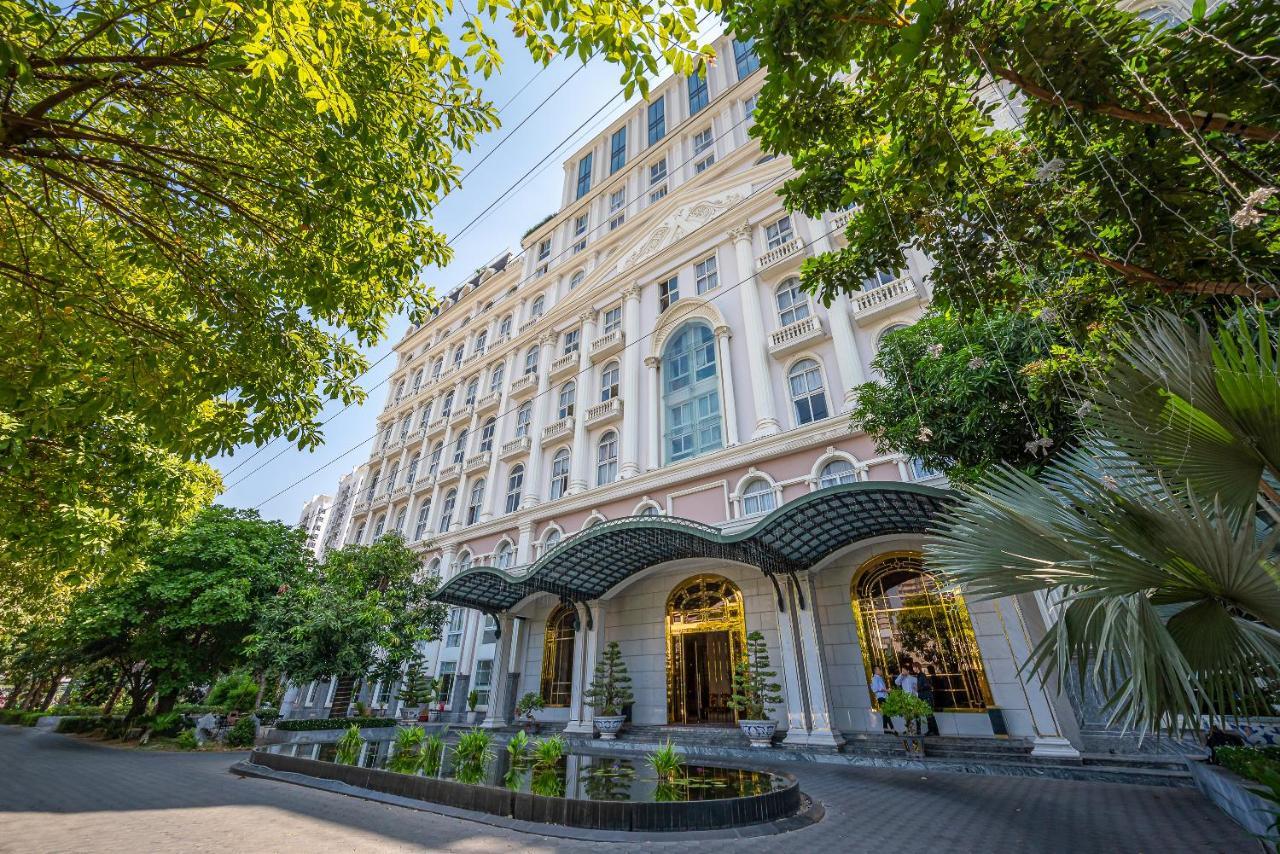 Cozrum Homes - Sonata Khách sạn TP. Hồ Chí Minh
